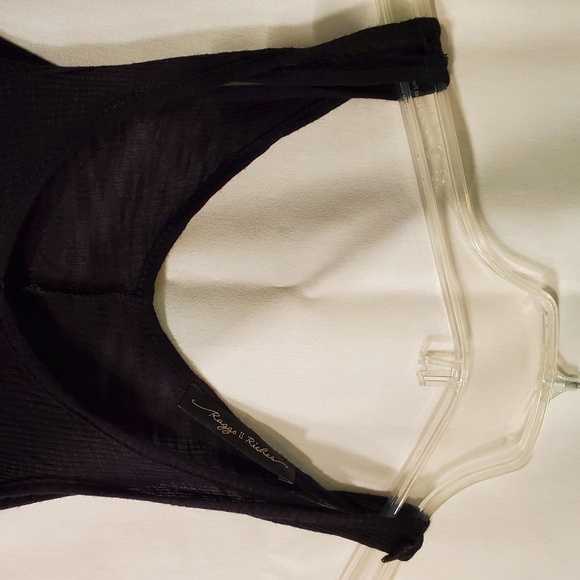 3for$25 off the shoulder lightweight black top - Picture 5 of 7